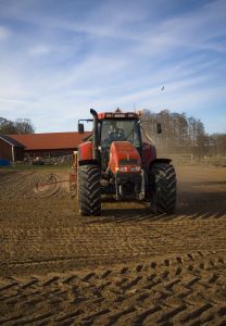 traktor Farming Simulátor 2015